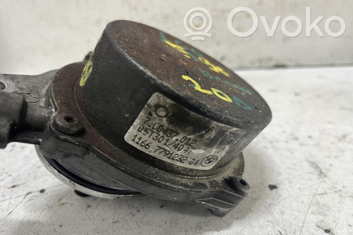 Bomba de vacío   700437012