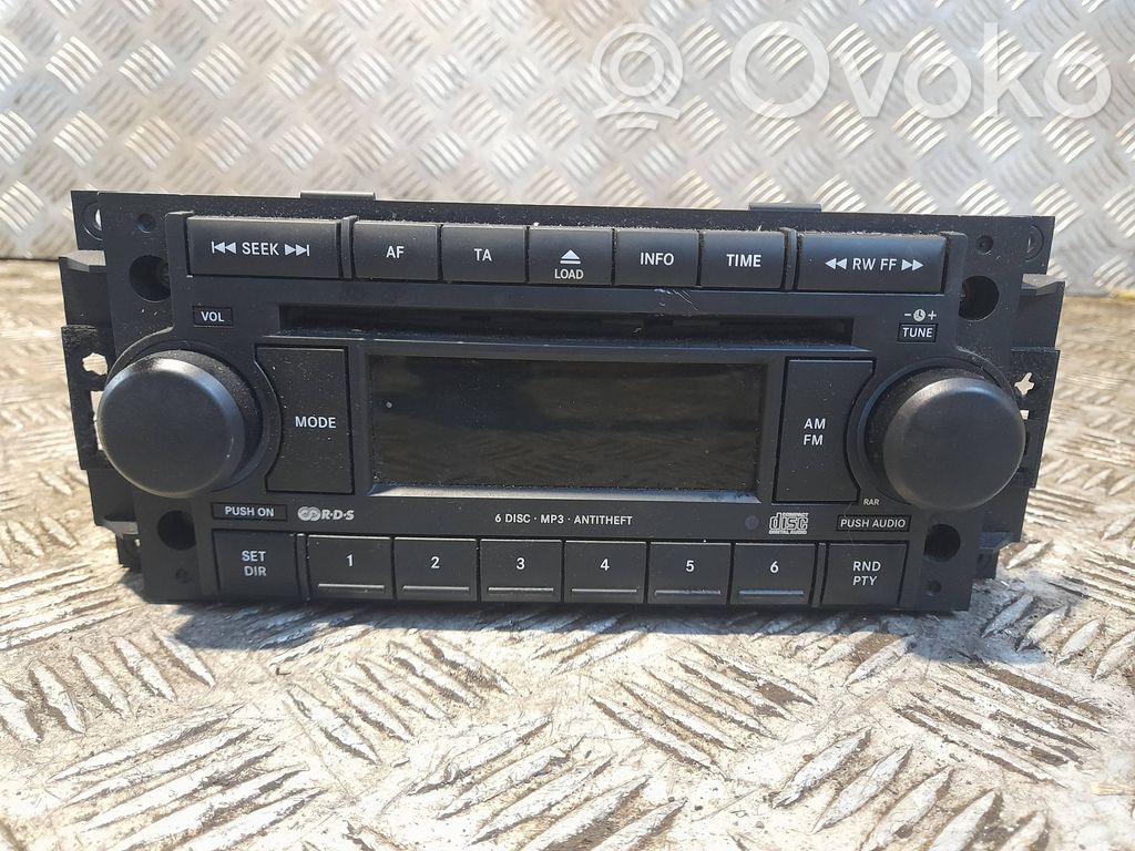 Dodge Caliber Radio/CD/DVD/GPS head unit 