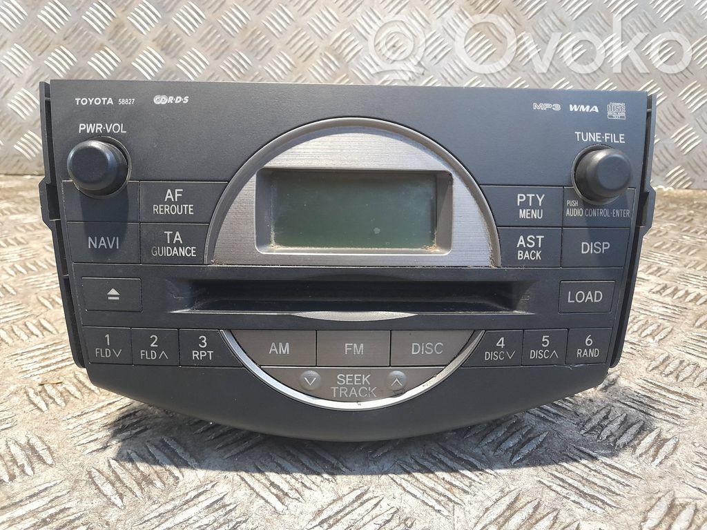 Toyota RAV 4 (XA30) Panel / Radioodtwarzacz CD/DVD/GPS 