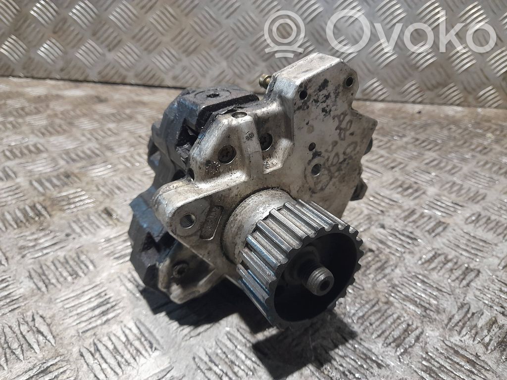 Audi A8 S8 D3 4E Pompa wtryskowa wysokiego ciśnienia 