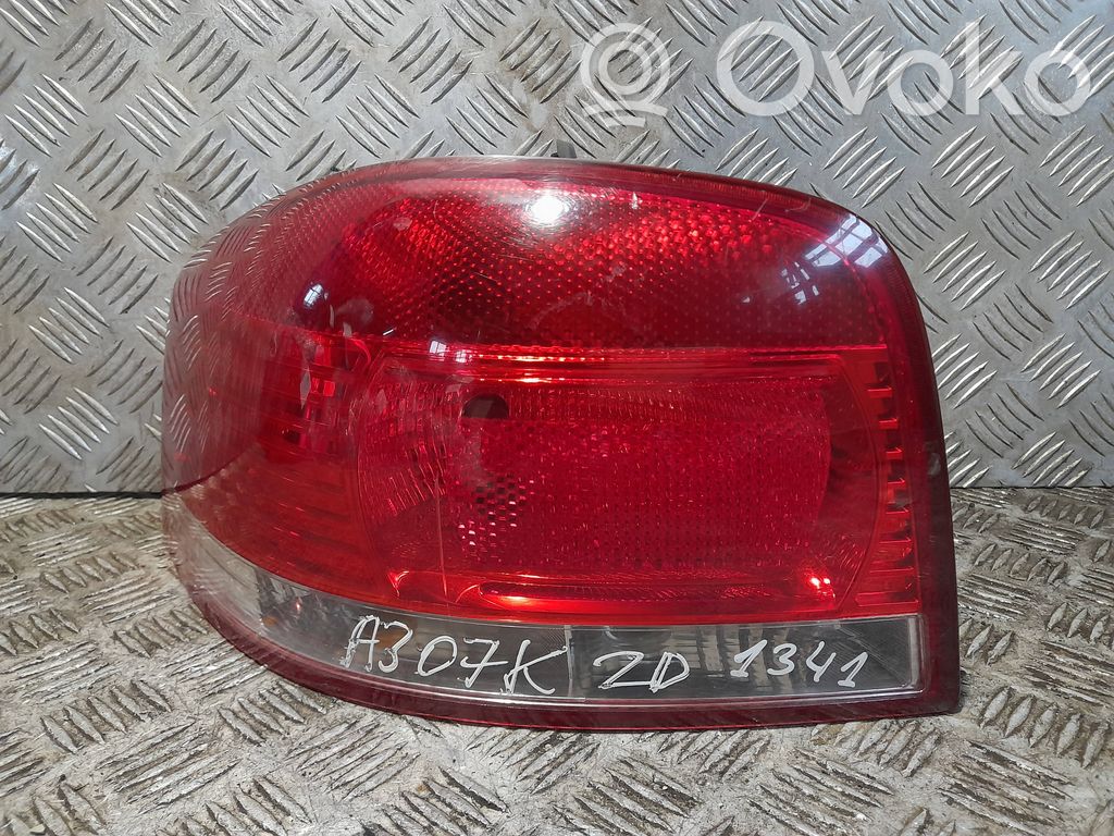 Audi A3 S3 8P Galinis žibintas kėbule 