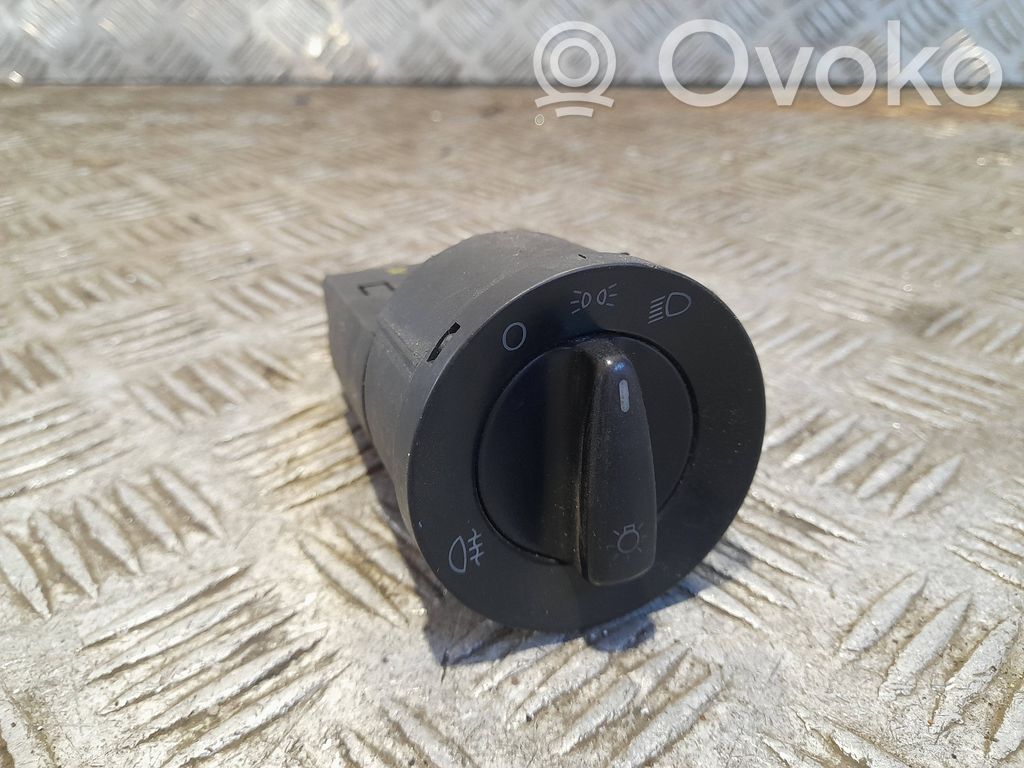 Interruptor de luz   1C0941531