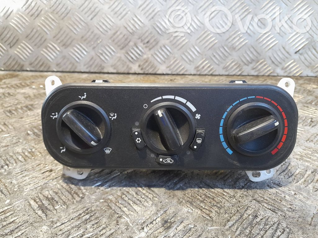 Dodge Caliber Climate control unit 