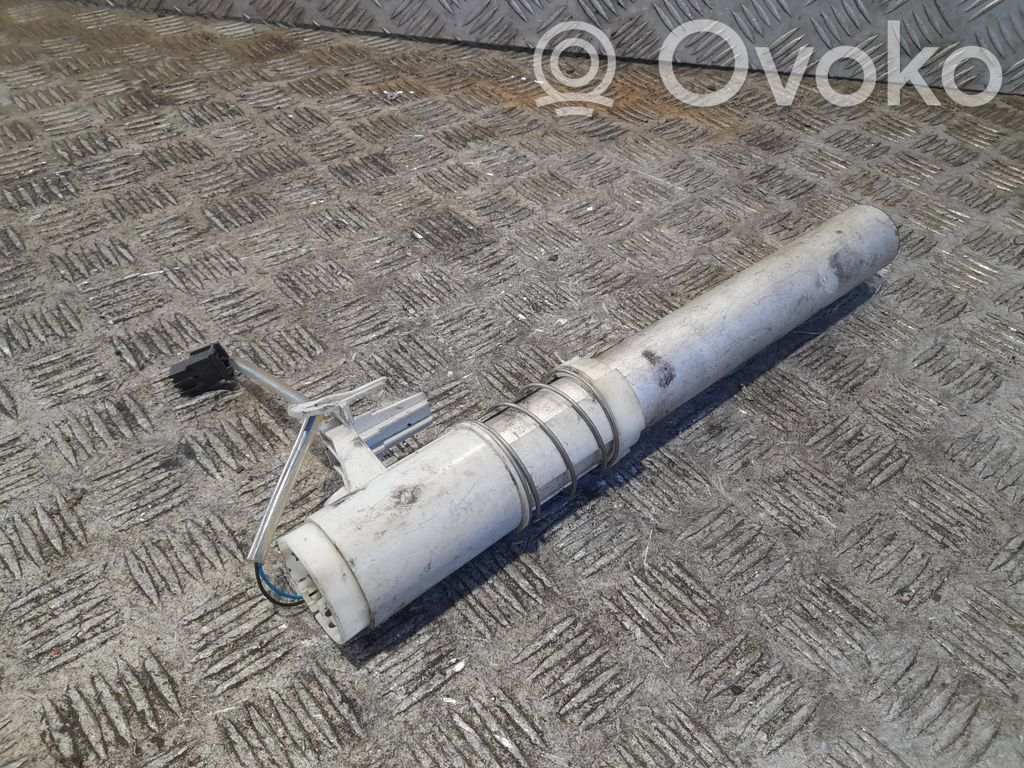 Audi A8 S8 D3 4E Tankgeber 