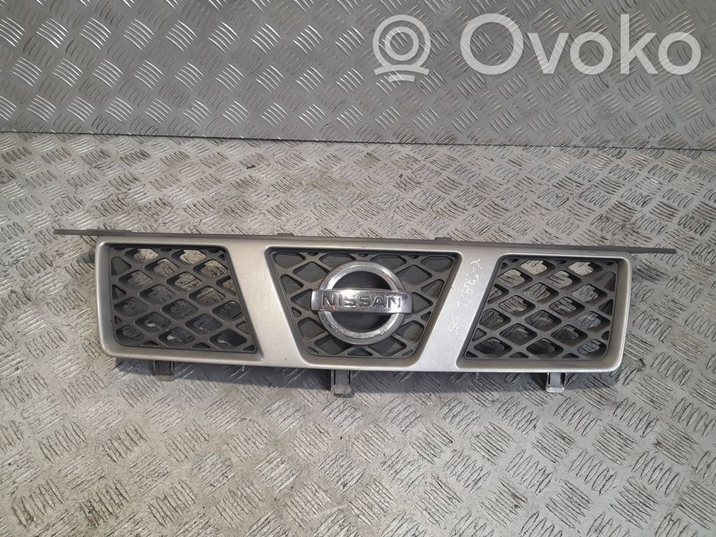 Nissan X-Trail T30 Atrapa chłodnicy / Grill 