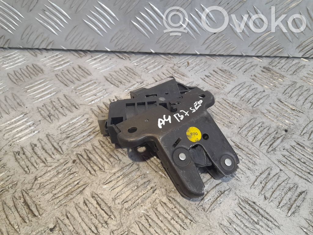 Audi A4 S4 B7 8E 8H Tailgate/trunk/boot lock/catch/latch 