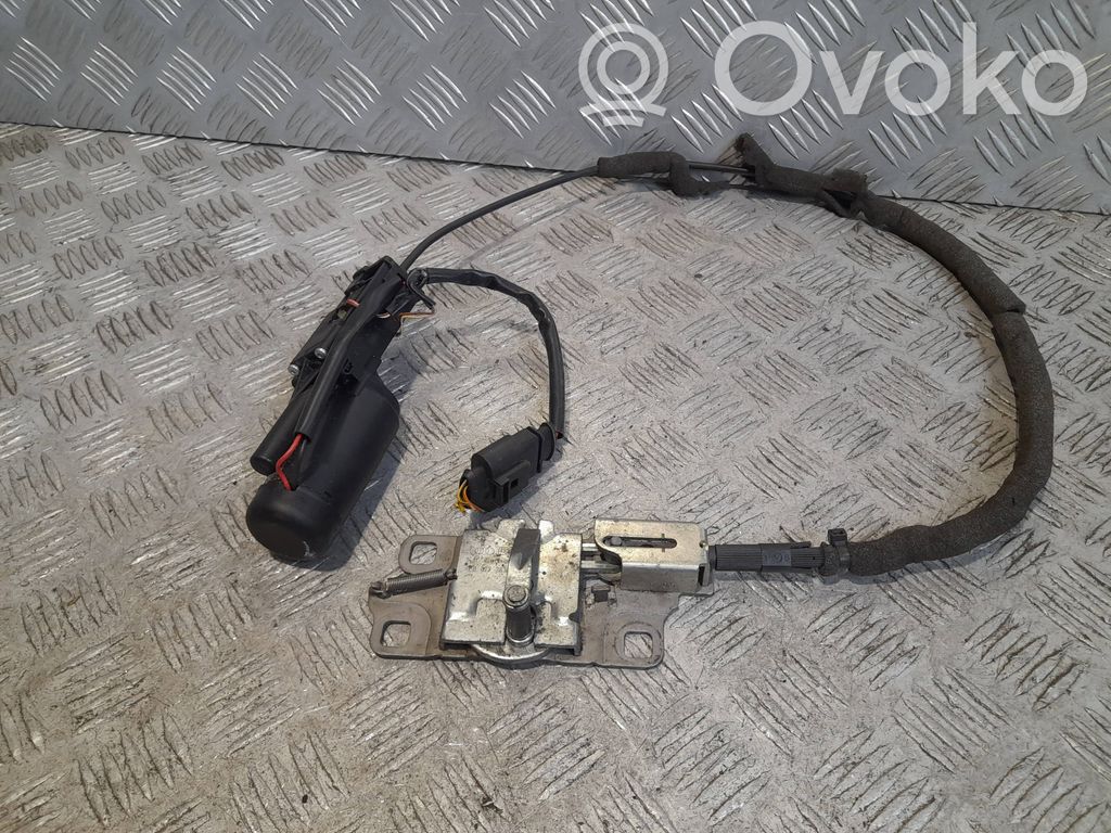 Audi A8 S8 D3 4E Tailgate/trunk/boot lock/catch/latch 