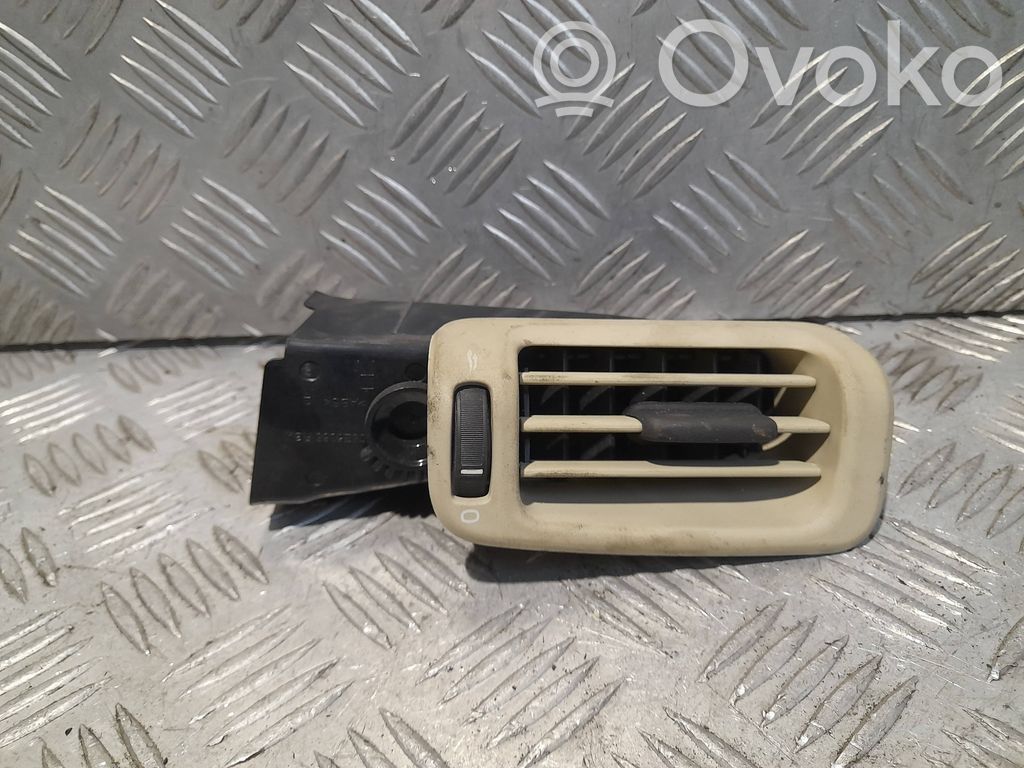 Volvo S80 Rejilla de ventilación central del panel 