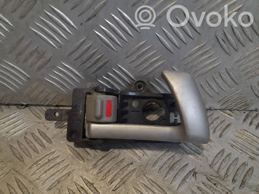 Hyundai Santa Fe Manecilla interna puerta delantera 