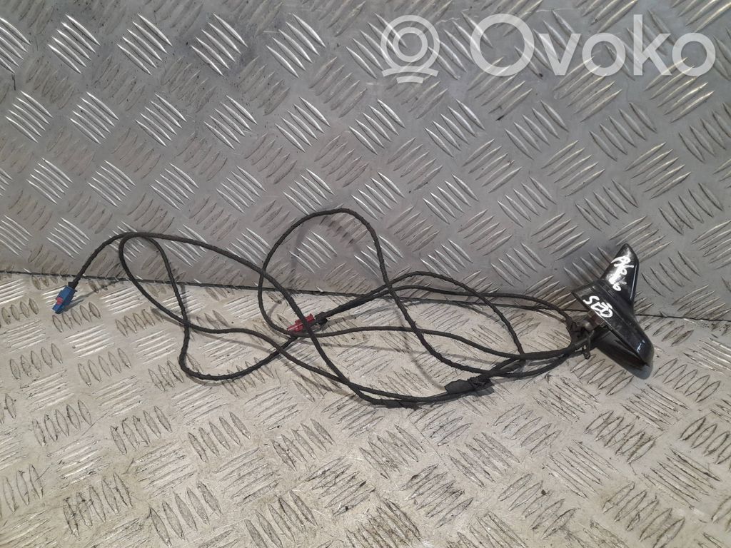 Audi A6 S6 C6 4F GPS-pystyantenni 