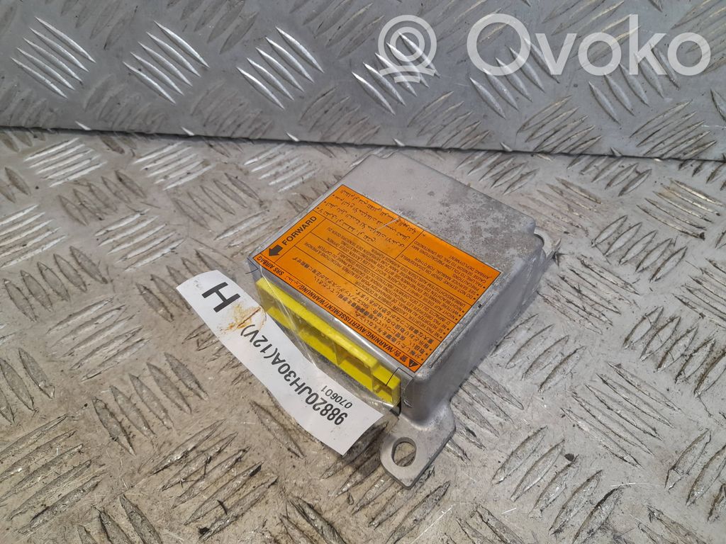 Nissan X-Trail T31 Oro pagalvių valdymo blokas 