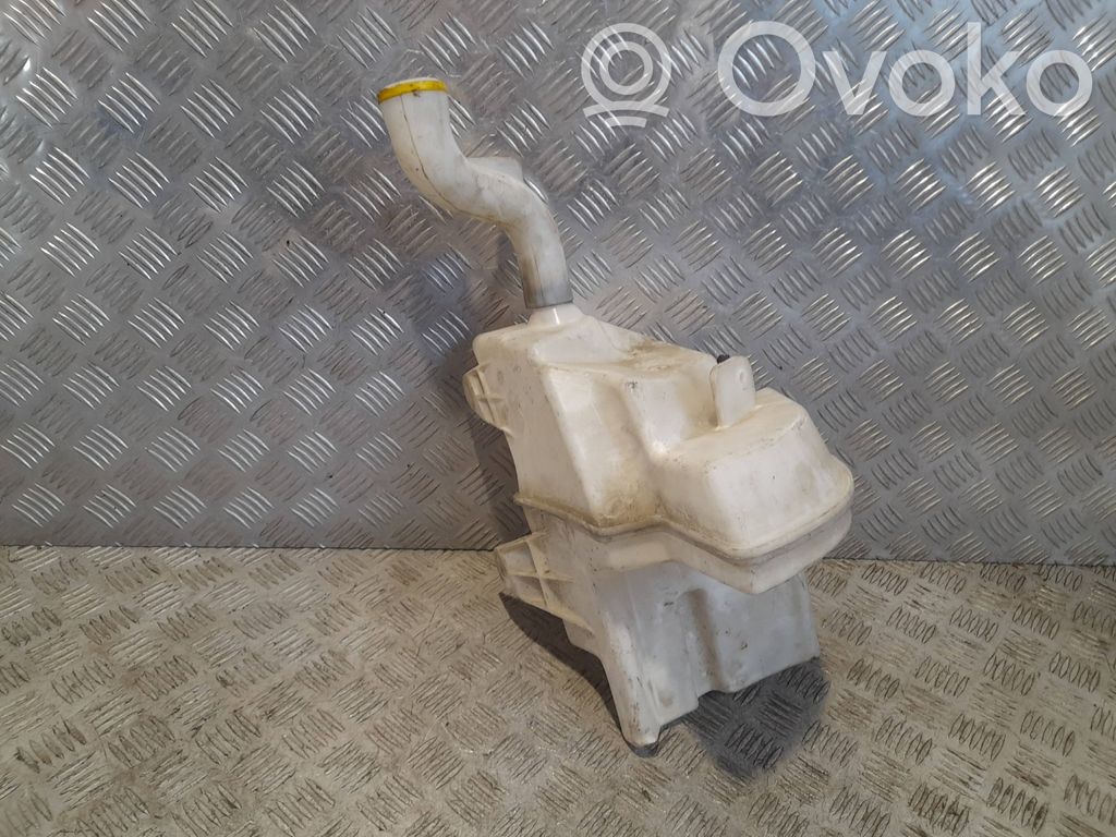 Logu šķidruma tvertne