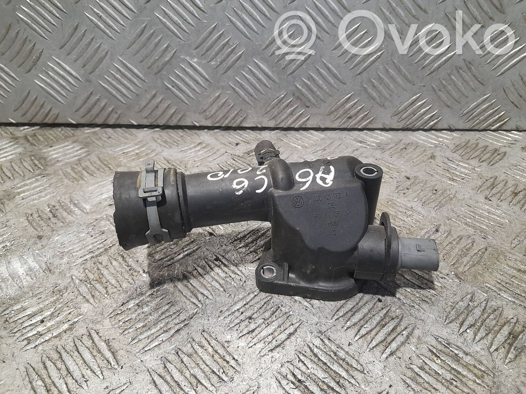 Audi A6 S6 C6 4F Termostaatin kotelo 