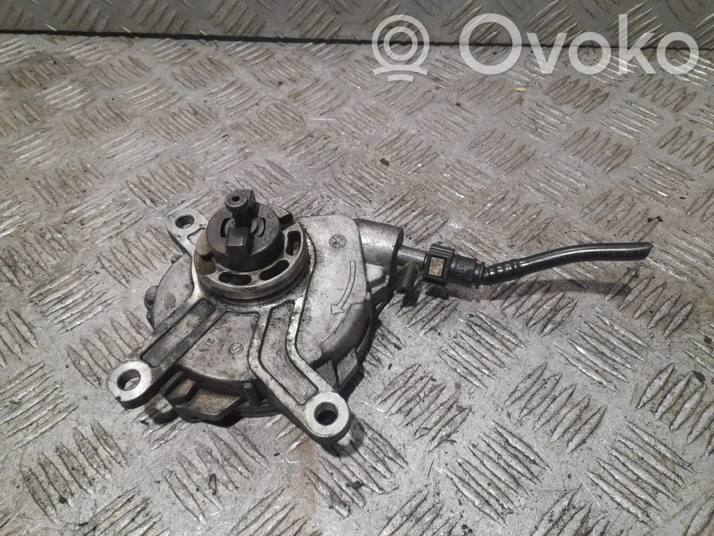 Toyota Avensis T250 Vacuum pump 