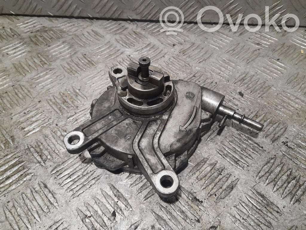 Toyota Avensis T250 Vacuum pump 
