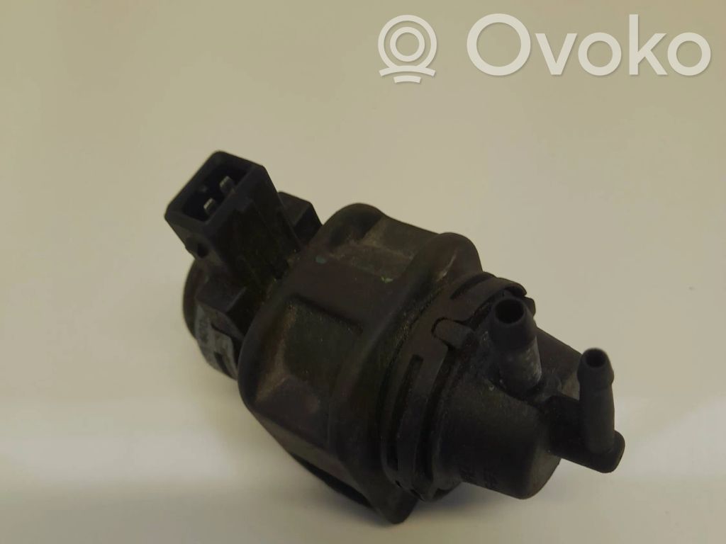 Nissan X-Trail T30 Turbo solenoid valve 