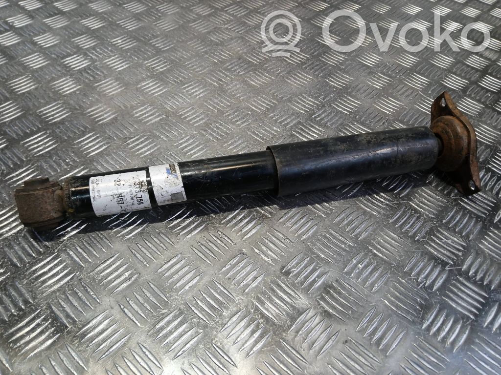 Volvo V70 Takaiskunvaimennin 