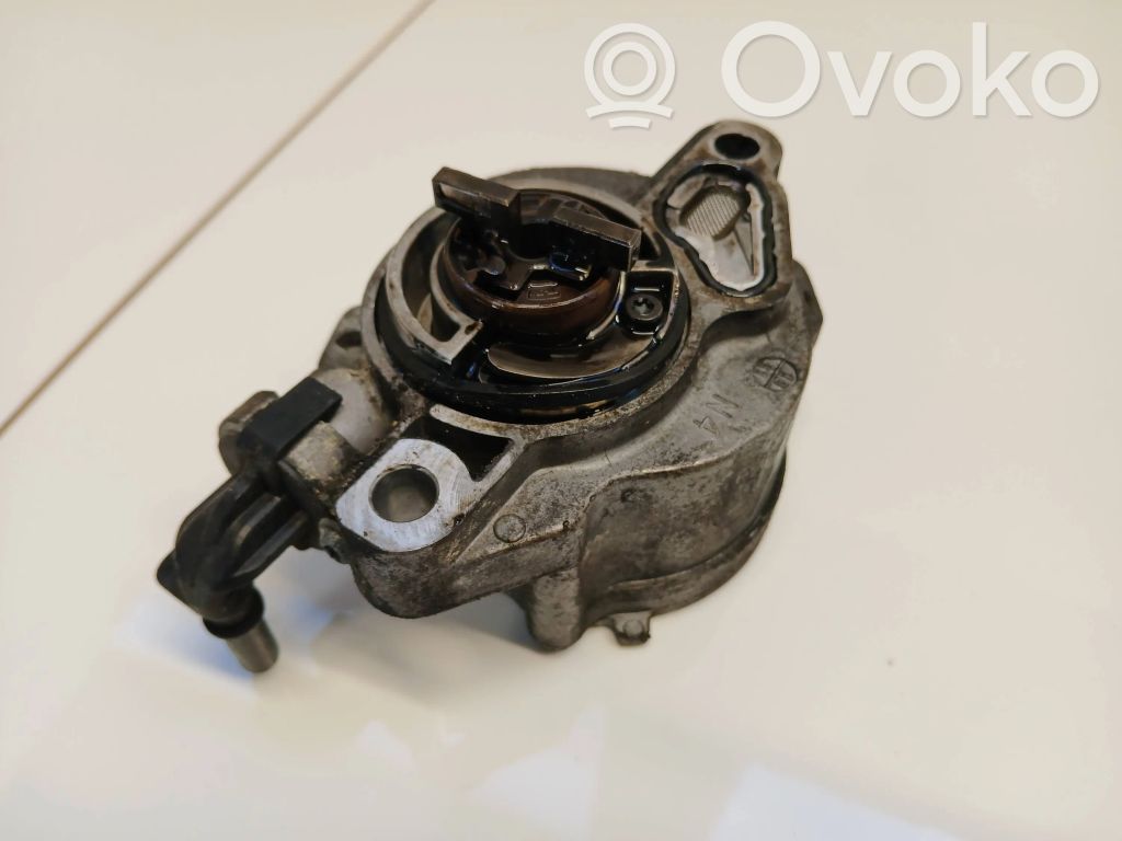 Vacuum pump   1506X,D1561A