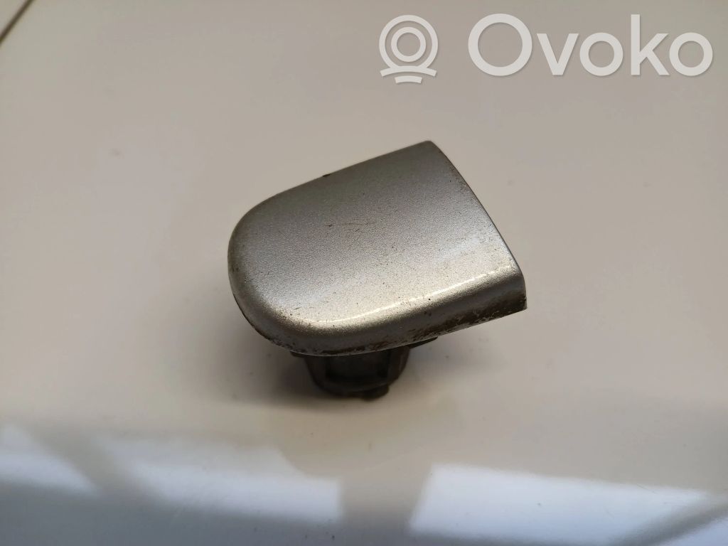 Volkswagen PASSAT B5.5 Tapa manecilla puerta trasera 