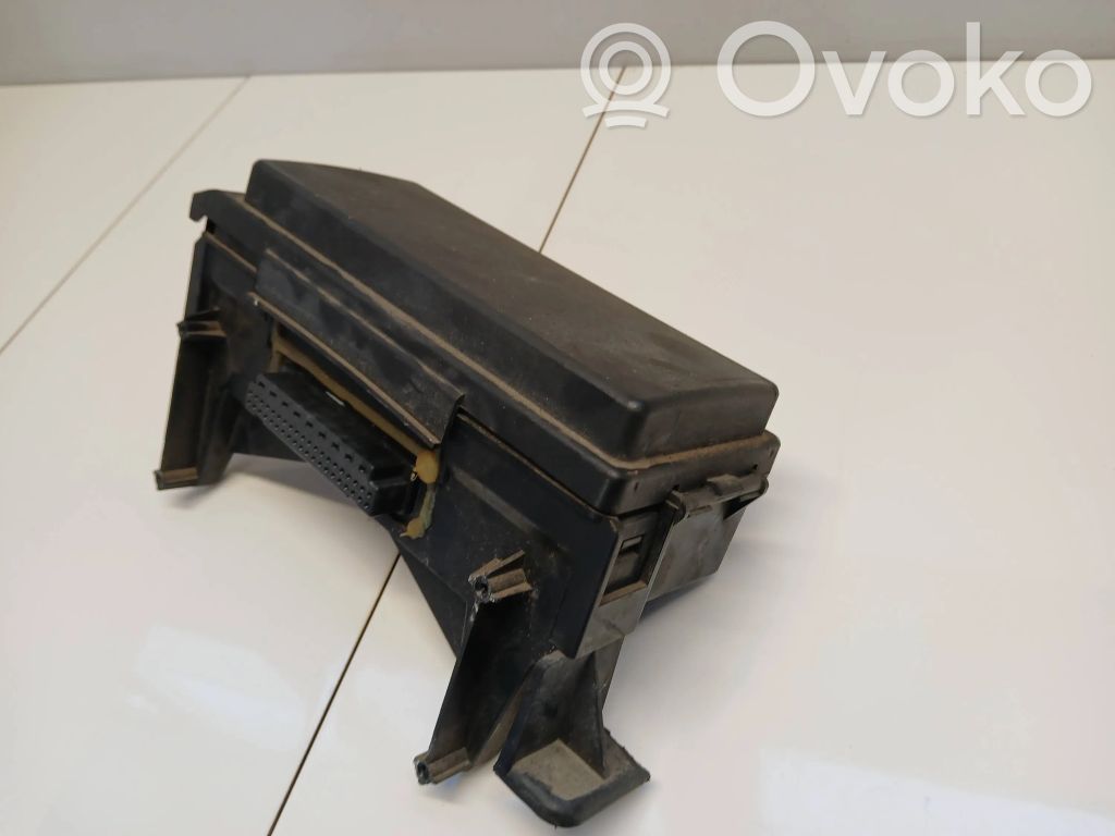 Jeep Grand Cherokee (WK) Fuse module 