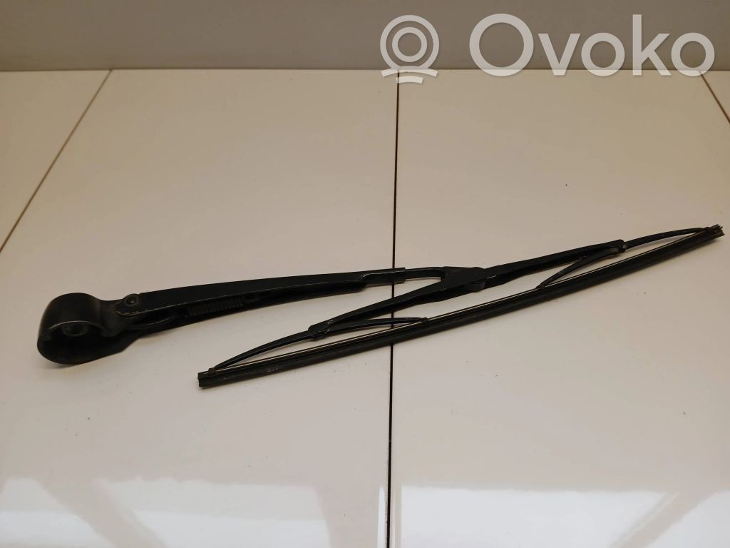Audi A6 S6 C5 4B Brazo del limpiaparabrisas trasero 