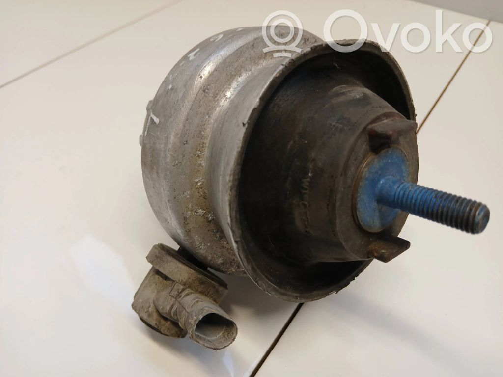 Audi A6 Allroad C6 Engine mount bracket 