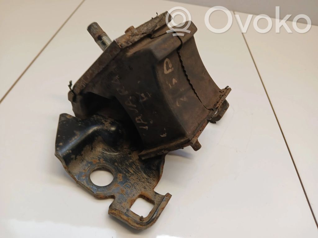 Nissan Navara D40 Engine mount bracket 
