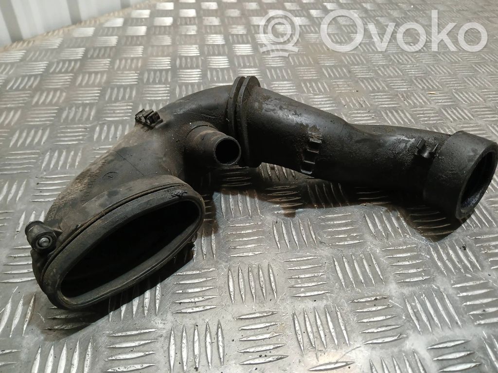 BMW X5 E70 Turbo air intake inlet pipe/hose 