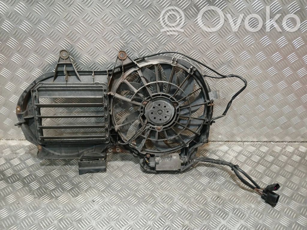 Audi A4 S4 B7 8E 8H Elektryczny wentylator chłodnicy 