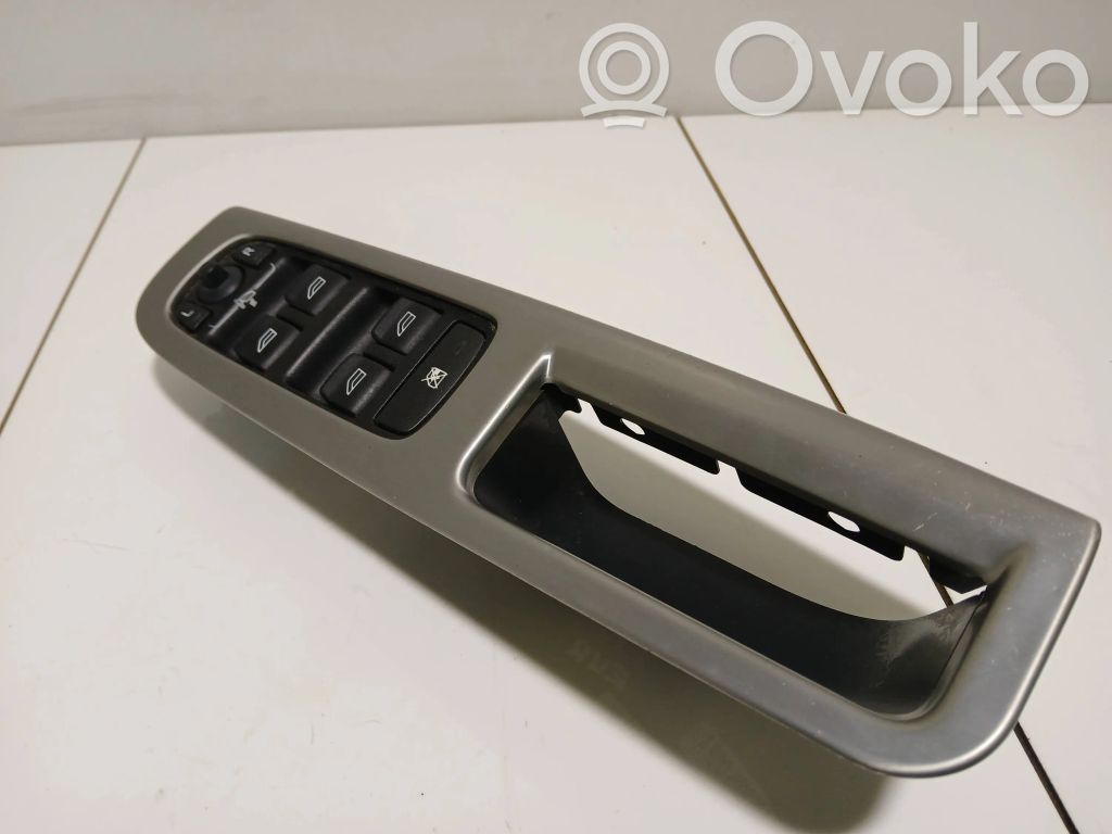 Electric window control switch   30746184,03451720,H3F1JA