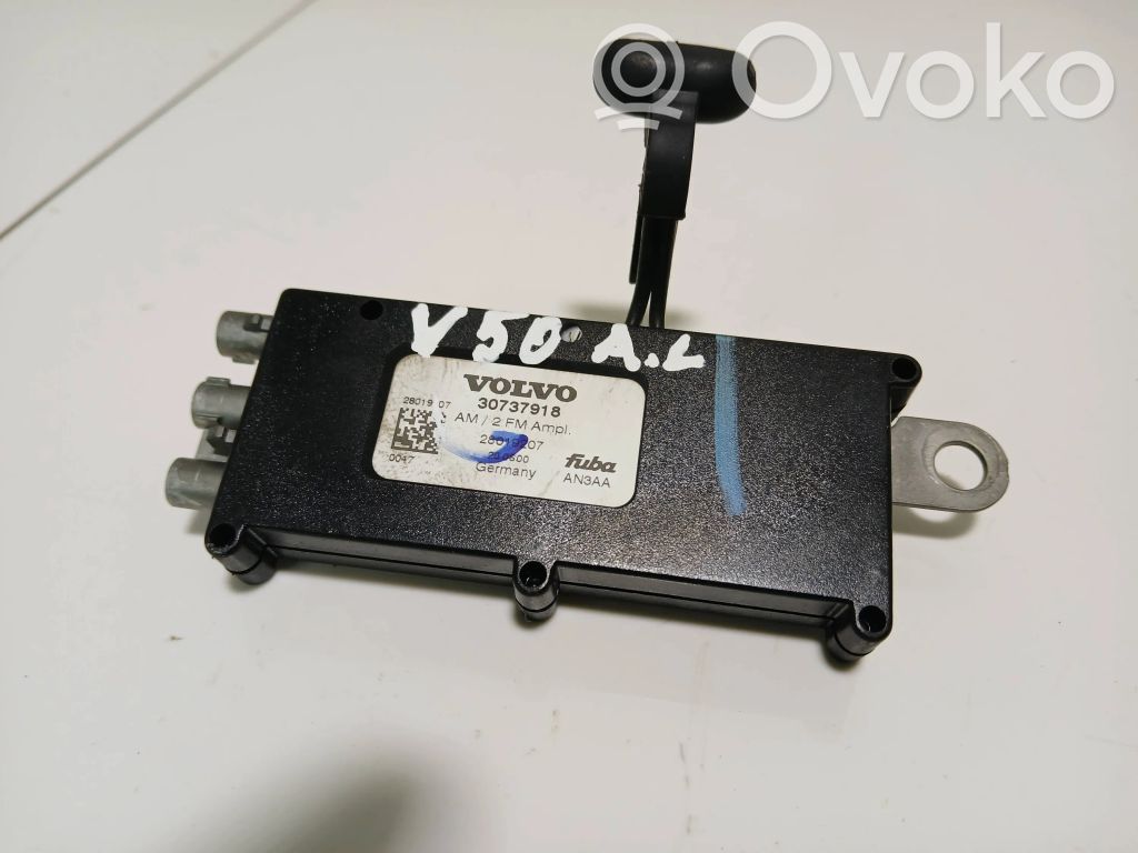 Volvo V50 Antenos stiprintuvas 