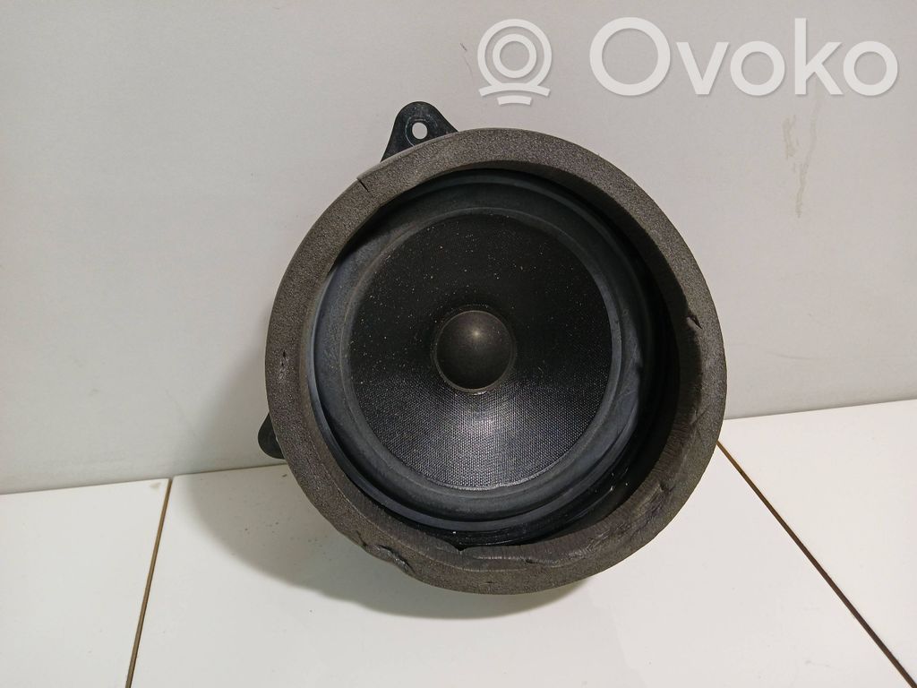 BMW X5 E53 Altavoz de la puerta trasera 