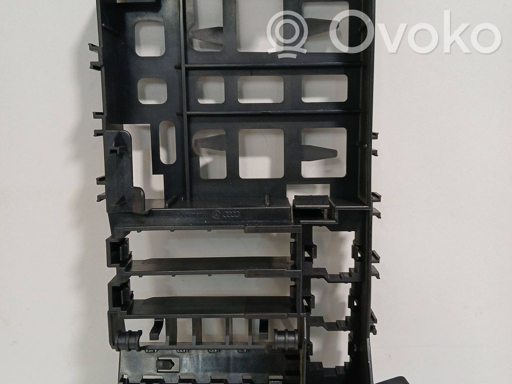 Sulakemoduuli   4F0971845A