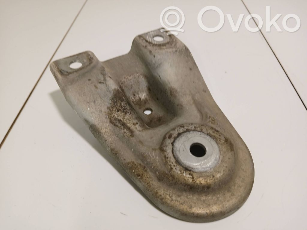 Audi A6 S6 C6 4F Engine mounting bracket 