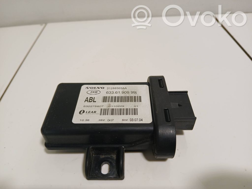 Volvo V70 Light module LCM 