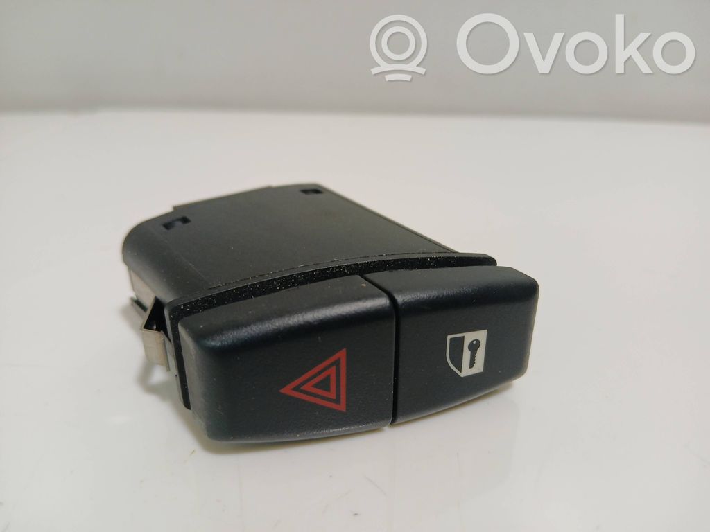 Hazard light switch   6919506,549519500