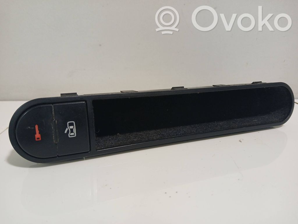 Audi TT Mk1 Central locking switch button 