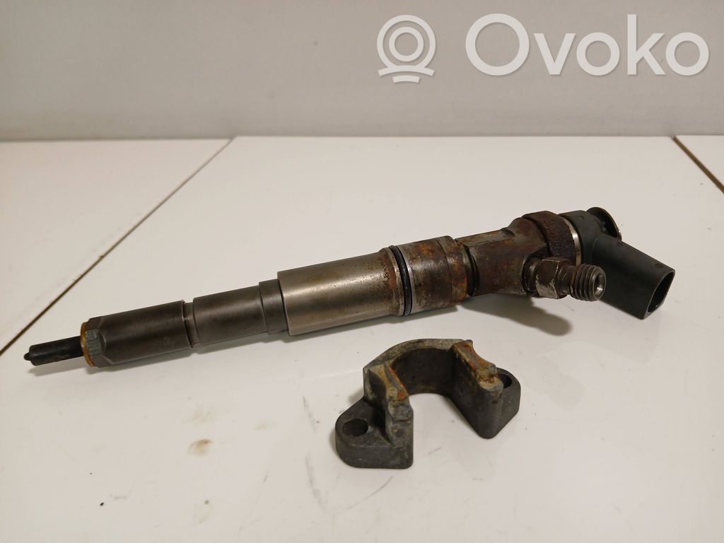Injecteur de carburant   0445110131,7789661