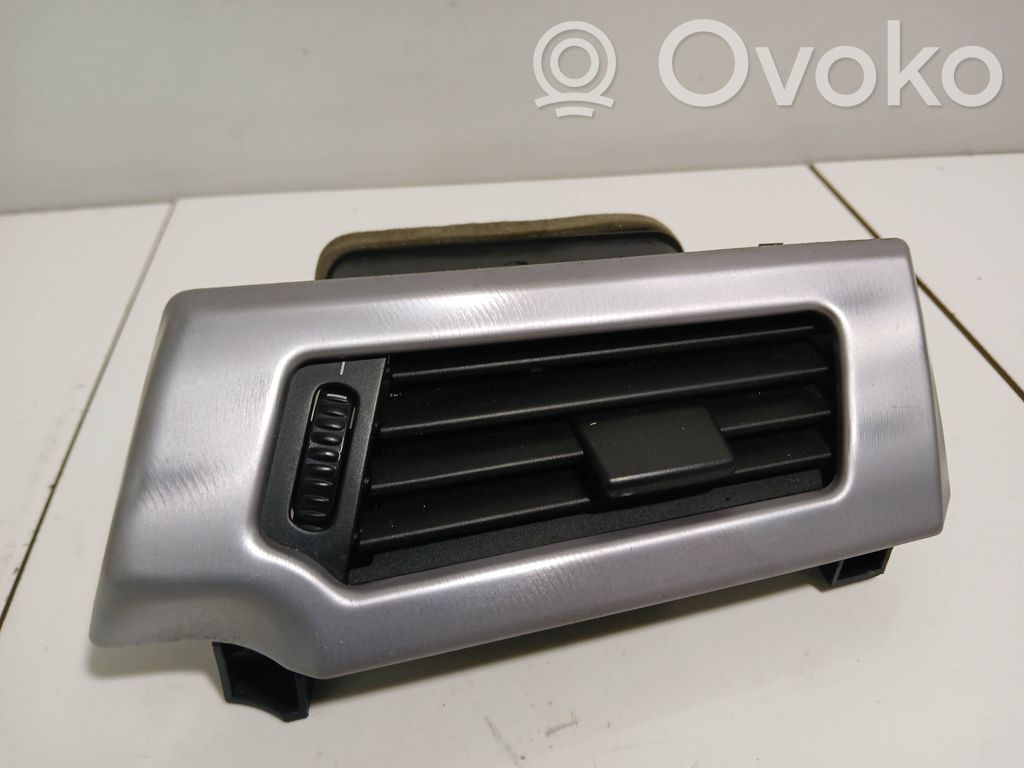 BMW 5 E60 E61 Šoninės oro grotelės 