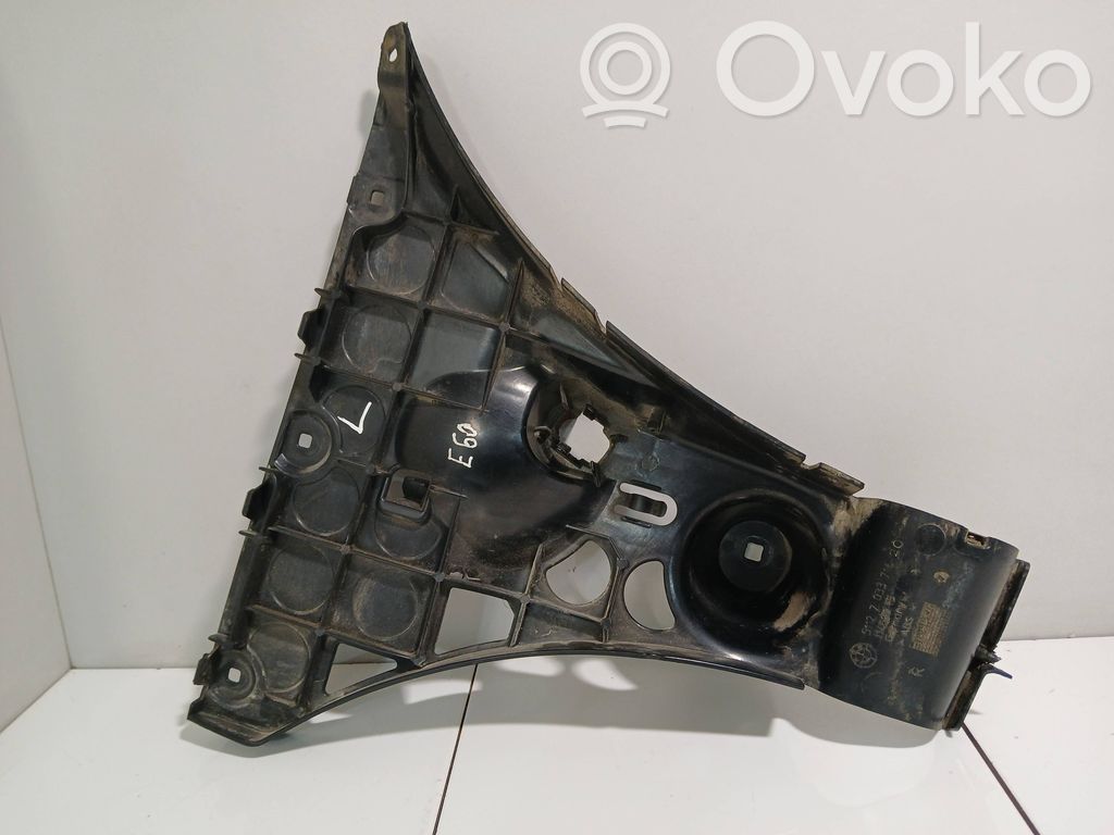 BMW 5 E60 E61 Galinis laikiklis bamperio 