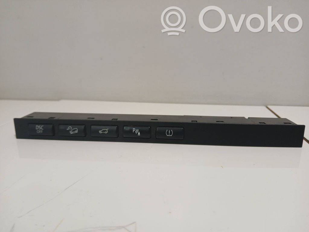 Traction control (ASR) switch   03742232