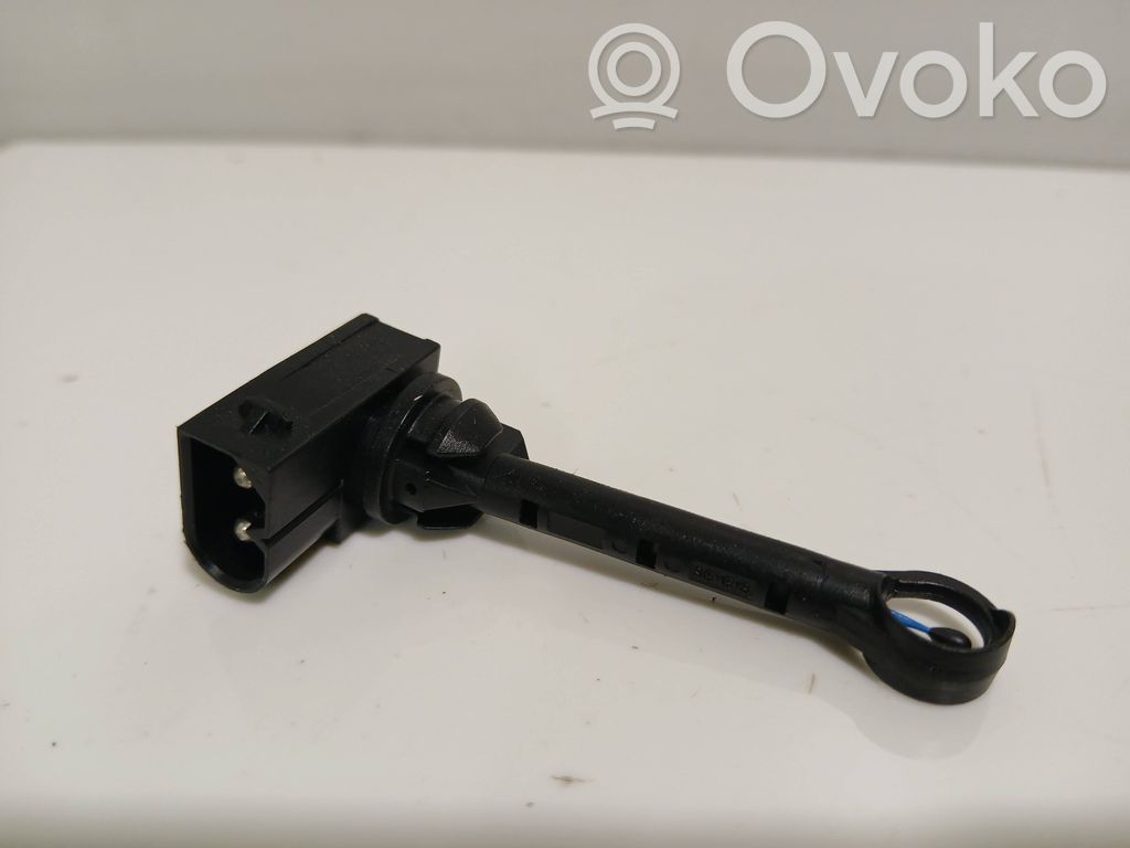 Interior temperature sensor   83913929