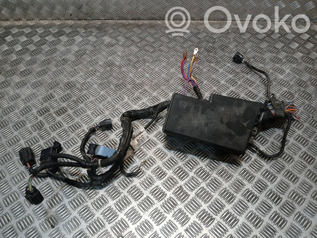 Блок предохранителей   5B0010107,15410411,AV6T14A067AB