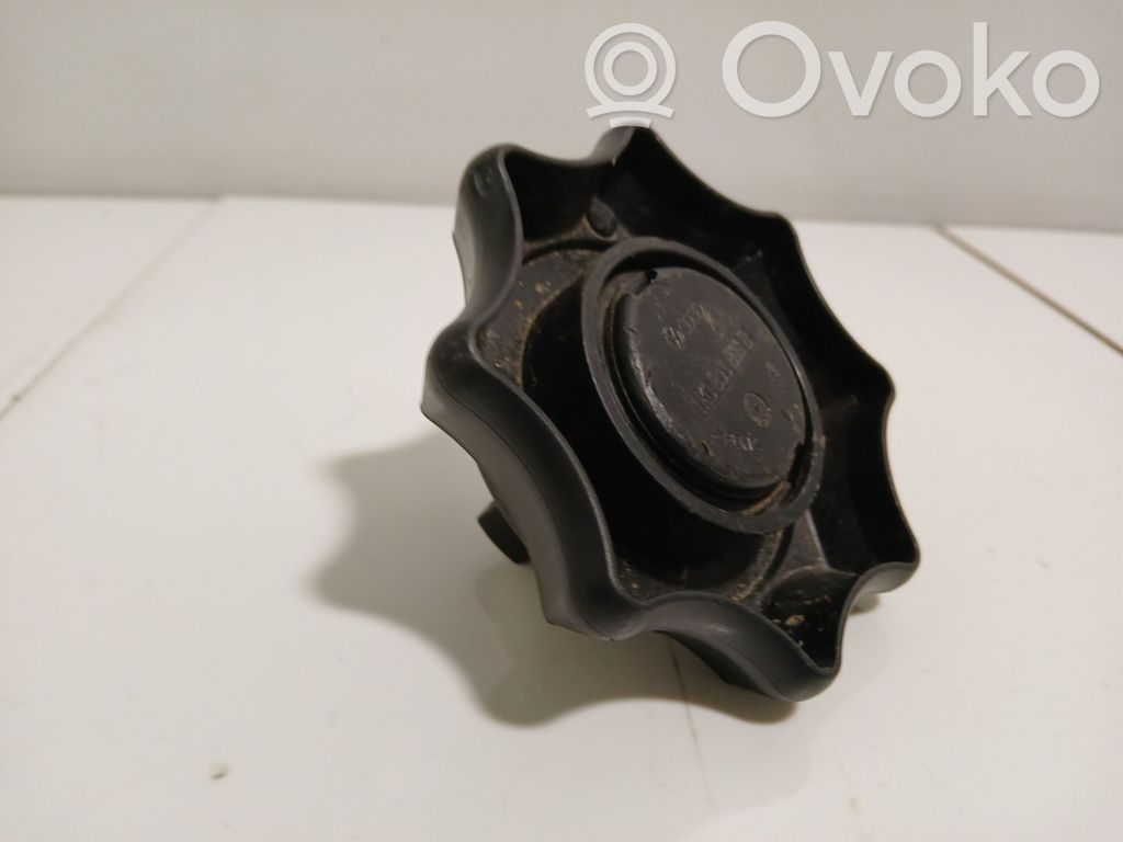 Audi A3 S3 8P Tornillo de la rueda de repuesto 