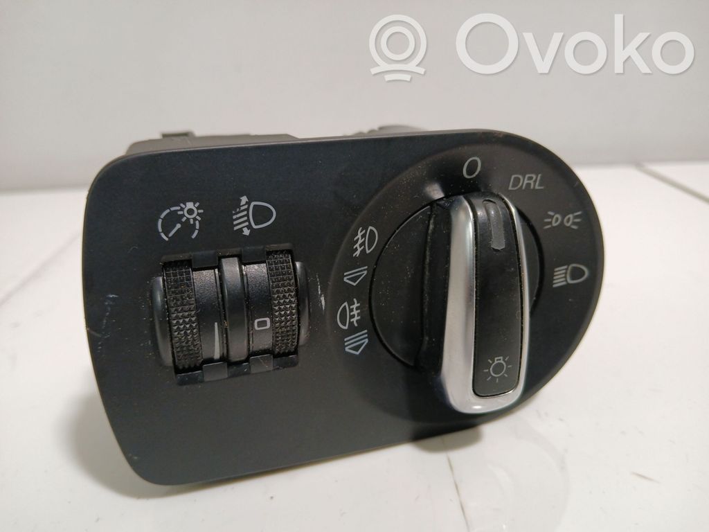 Audi A3 S3 8P Light switch 