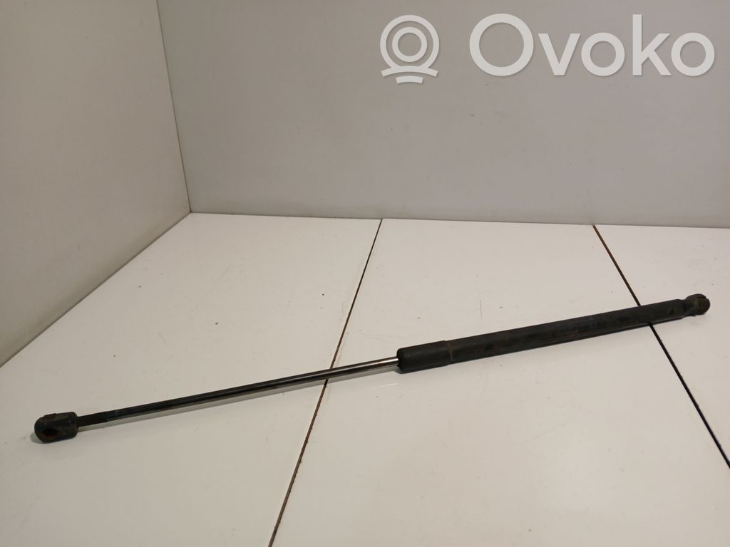Ford Focus Amortizatorius galinio dangčio 