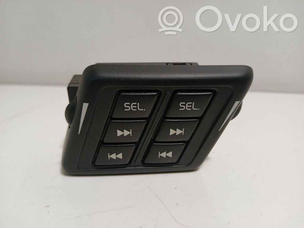 Volvo XC90 Sound control switch 
