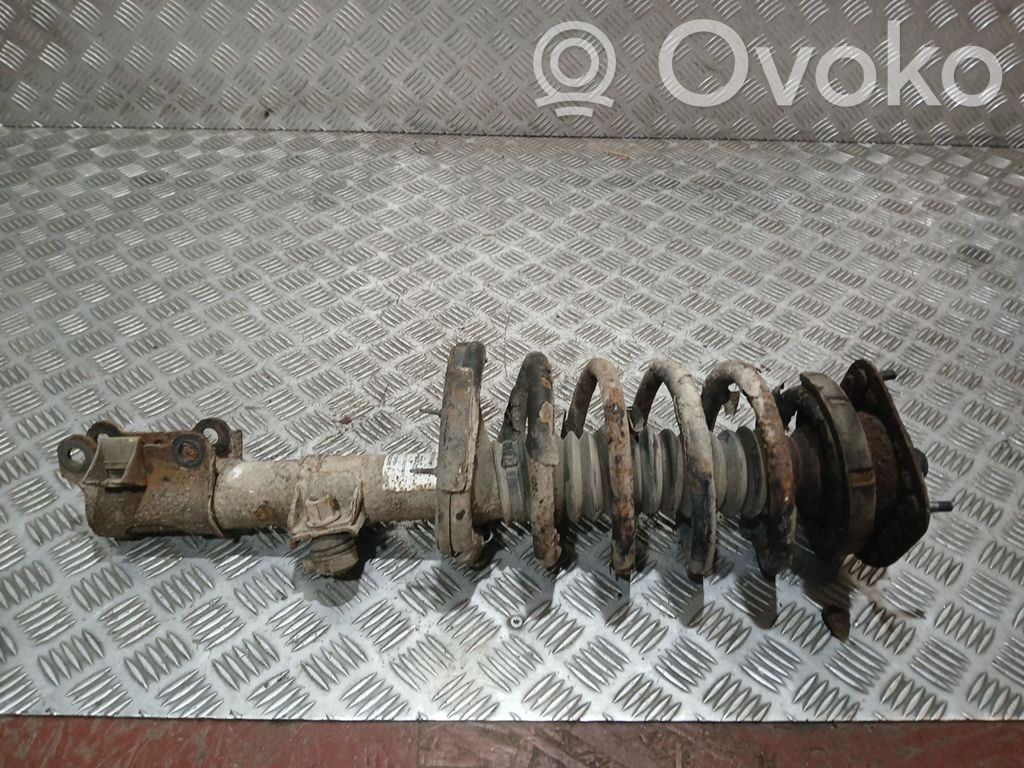 Volvo XC90 Priekšpusē amortizators 