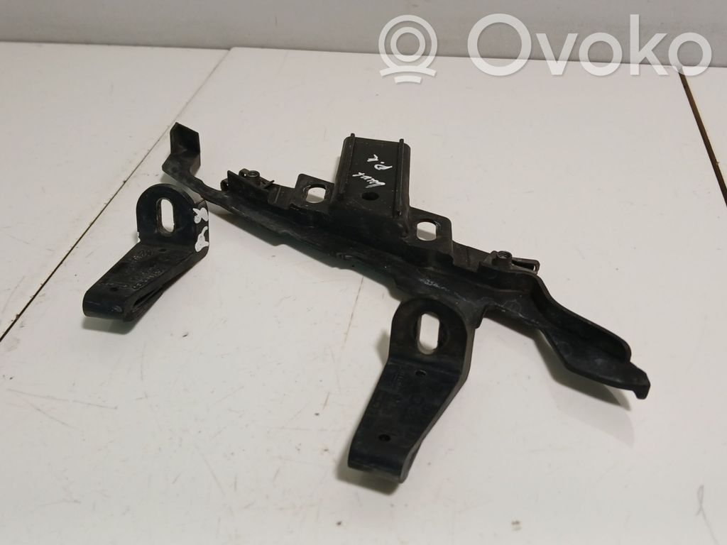 Audi A8 S8 D3 4E Headlight/headlamp mounting bracket 