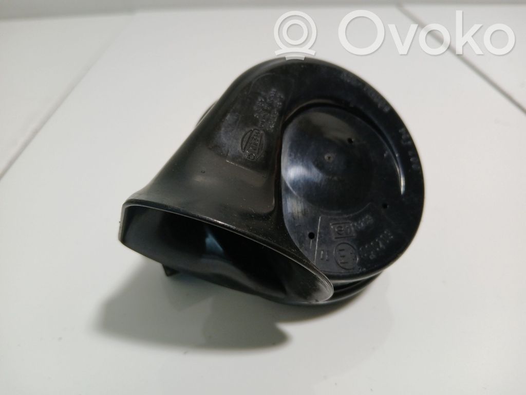 Volkswagen Touareg I Horn signal 